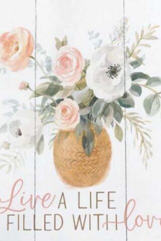 656200683866 Live A Life Filled With Love Pallet Art (Plaque)