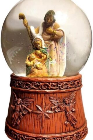 089945570366 Musical Holy Family Glitterdome